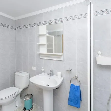 Apartamento 6 Bajo